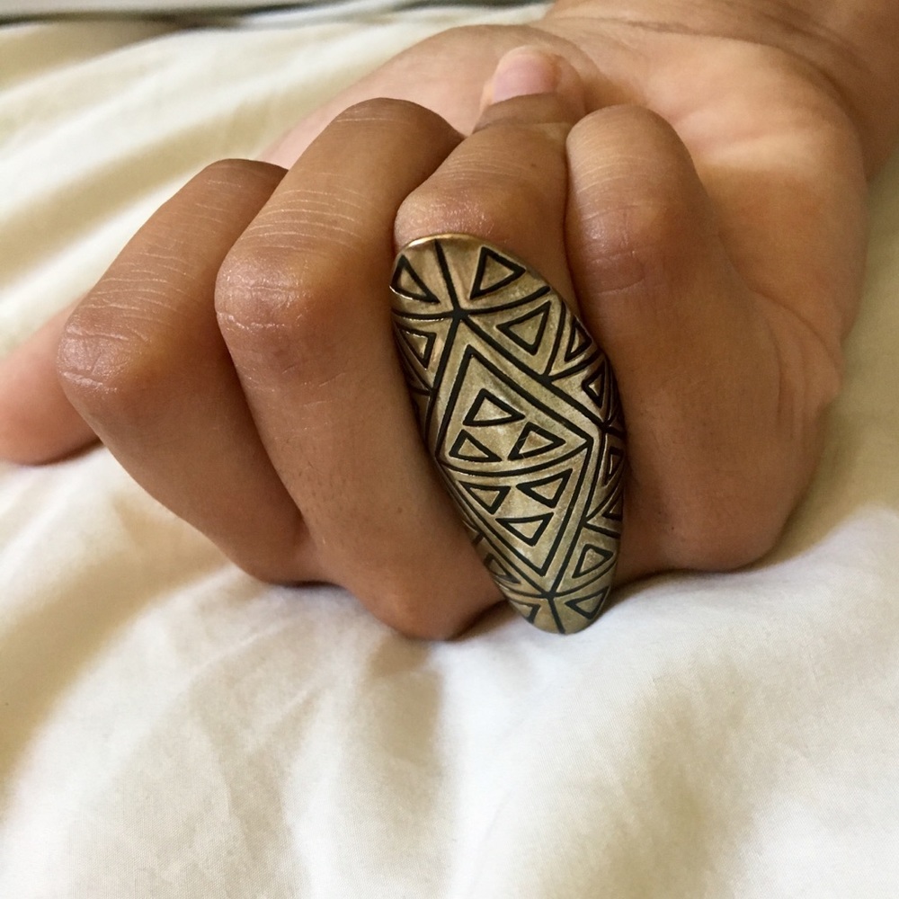 Aztec Ring - Picture 4 of 4